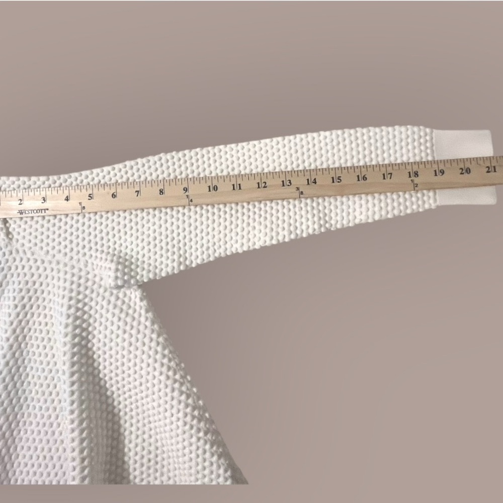 COS Coastal Minimalist Summer Knit Lightweight White Textured Sweater XS/S - Picture 6 of 8